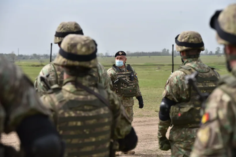 Președintele Iohannis participă astăzi la exercițiul militar multinațional „Justice Sword 21” din Poligonul Smârdan, județul Galați