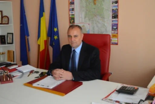 Pretenţii de primar!