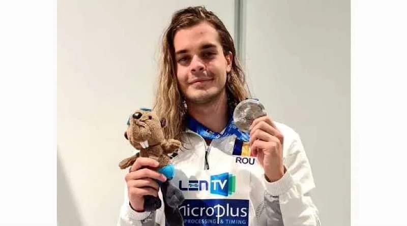 Înotătorul Robert Andrei Glinţă, vicecampion european la Budapesta