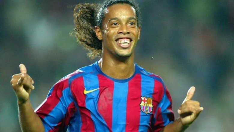 Ronaldinho a trecut din penitenciar în arest la domiciliu