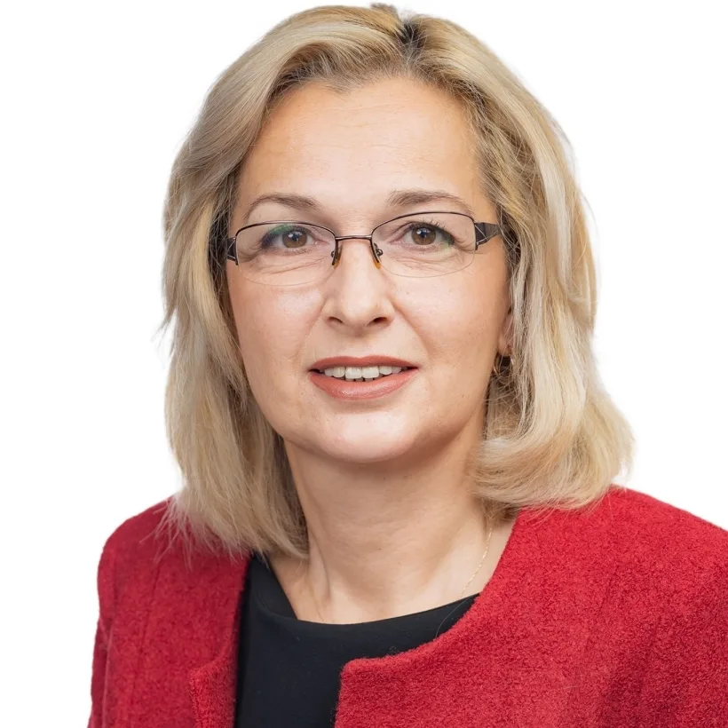 Senatorul Laura Georgescu: Sistemul educaţional din România are nevoie de măsuri imediate!