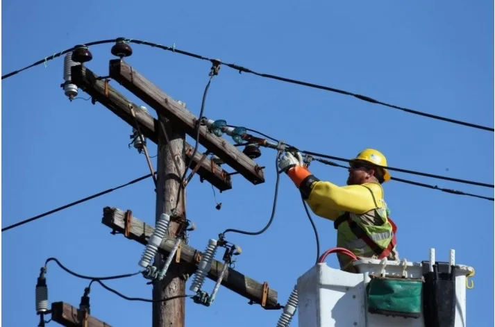 Galațiul, printre orașele ale căror rețele electrice vor fi modernizate cu bani de la BEI