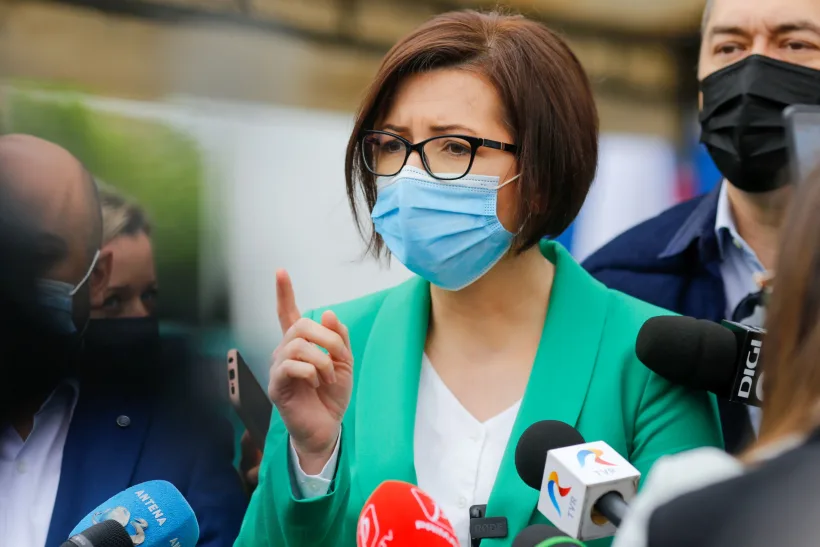 Ministerul Sănătății bate în retragere în privința testării obligatorii a personalului medical