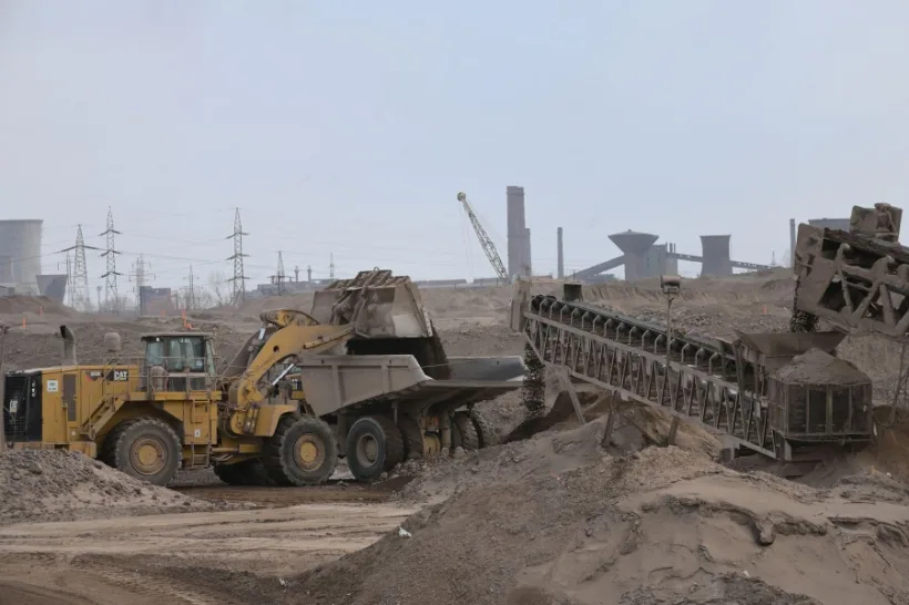 LIBERTY Galați închide definitiv halda de zgură și o transformă într-un parc de energie regenerabilă