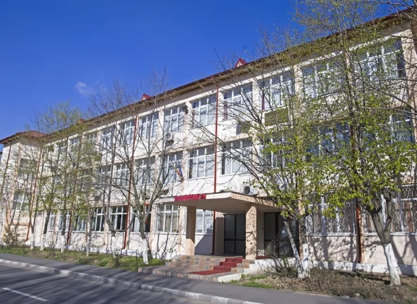 „DigiGreen village- Cartierul verde”, eveniment finanțat cu ajutorul programului Meet and Code, la Școala nr. 28