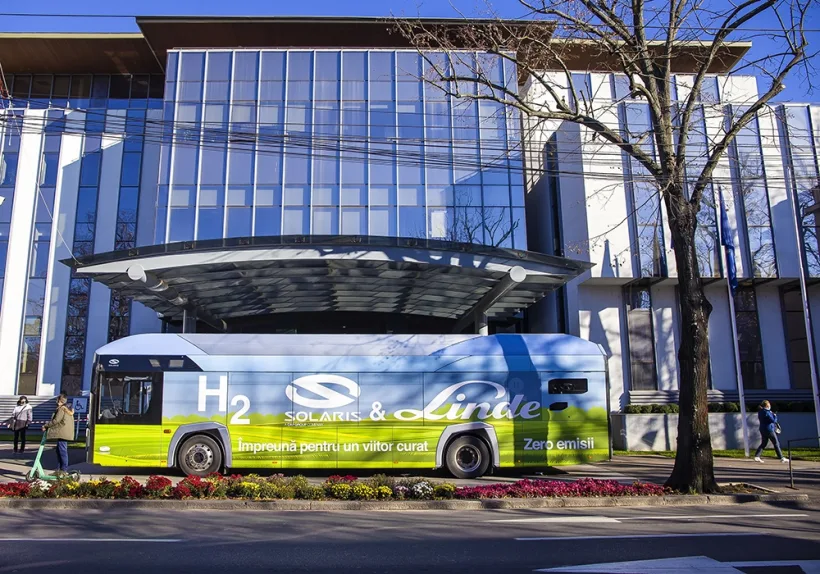 Autobuz cu hidrogen, prezentat pe străzile din Galați