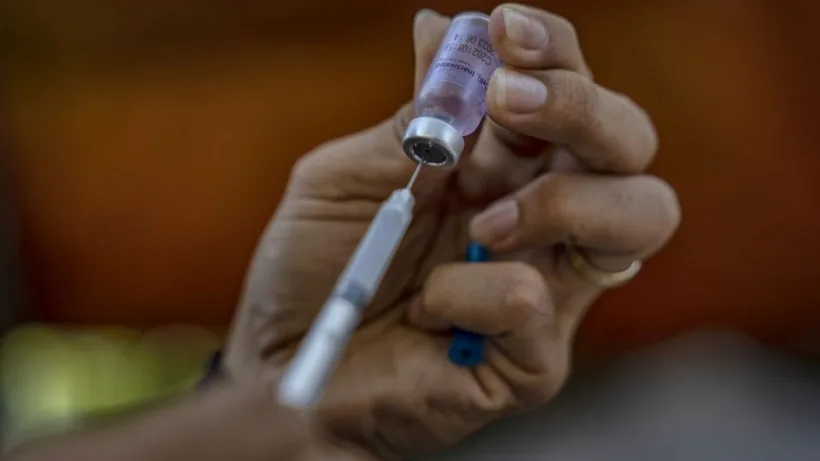 România, pe primul loc în Europa la „vaccinarea la chiuvetă”