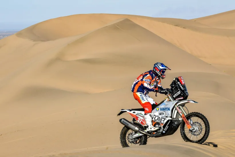 Românul Mani Gyenes, la un pas de abandon din prima etapă la Raliul Dakar