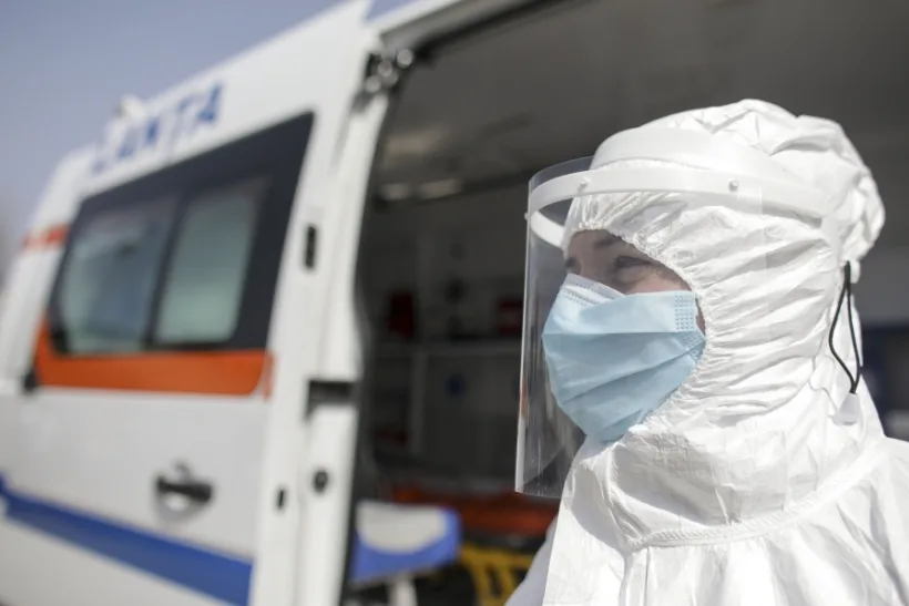 Singurul loc din țară în care cadrele medicale au primit stimulentul de risc de 2.500 de lei. Rectificarea a fost făcută de CJ