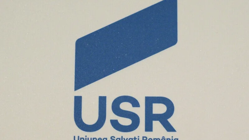 Demisii pe bandă rulantă în USR. Peste 400 de membri au plecat în ultimele două săptămâni