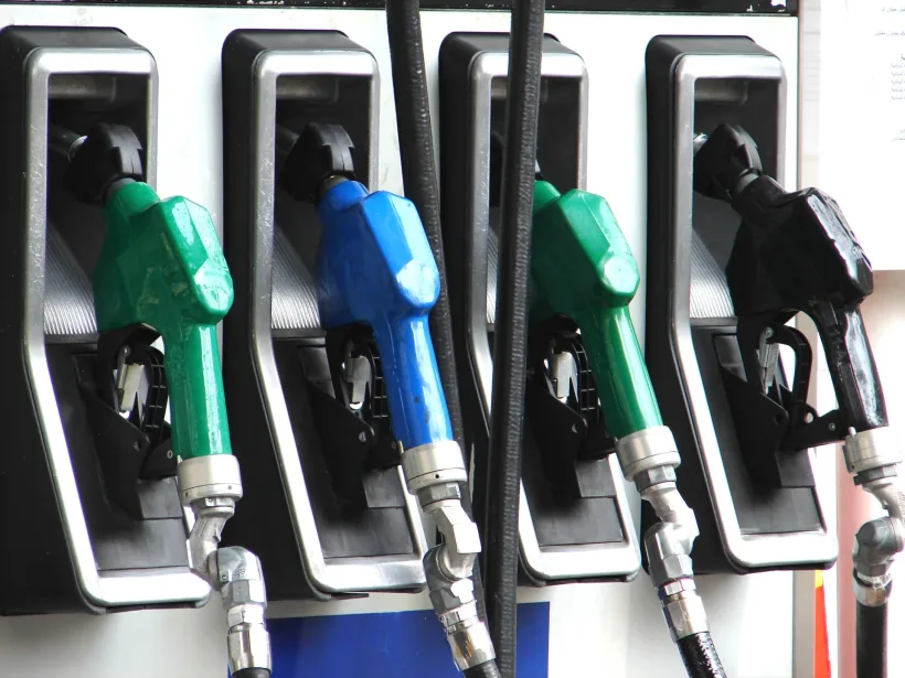Oficial al Consiliului Concurenței: creșteri „spectaculoase” ale prețurilor carburanților
