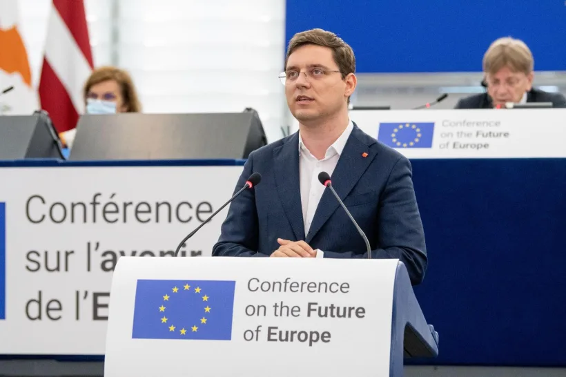 Europarlamentarul Victor Negrescu a solicitat Comisiei Europene să acționeze pentru protejarea securității alimentare și a populației afectate de secetă