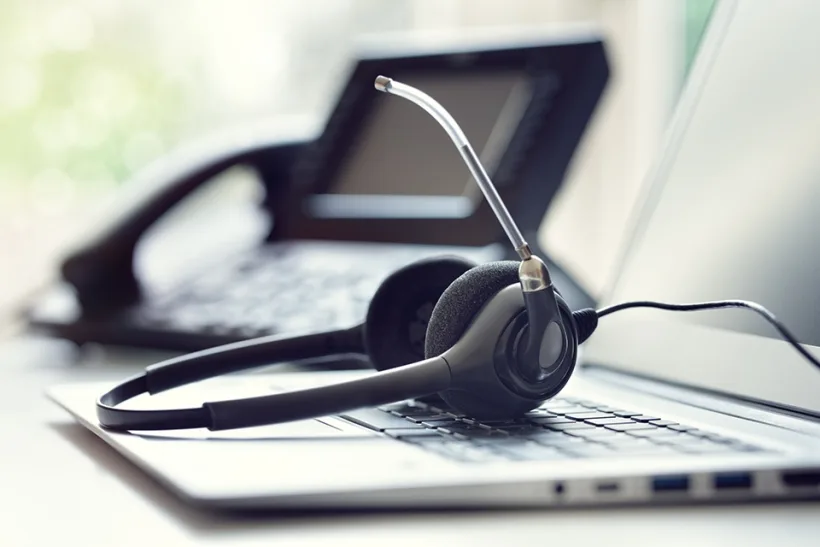 Îndrumare și asistență pentru contribuabili, la Call-Center-ul ANAF