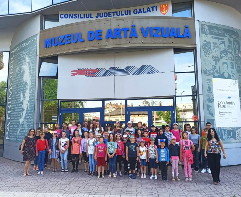 Copiii din Rădești, în vizită la Biblioteca și muzeele din Galați