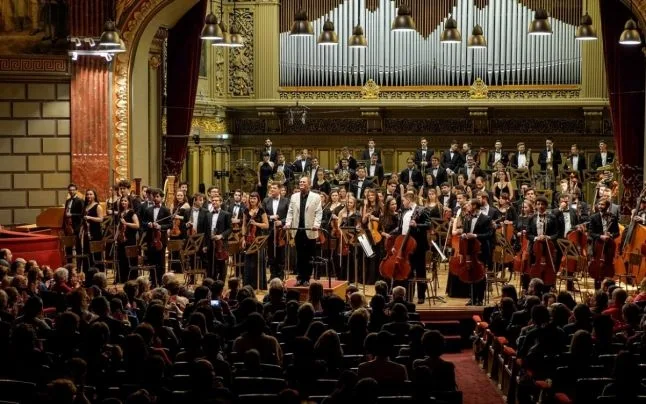 Orchestra Română de Tineret în concert la Hamburg