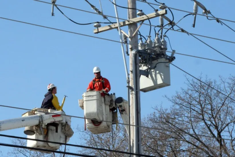 Trei comune din Galați lăsate ”programat” de Electrica fără energie