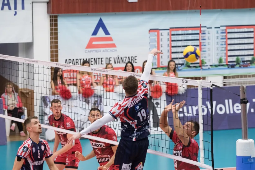 CSM Arcada Galaţi a luat o opţiune importantă pentru 8-imile CEV Cup