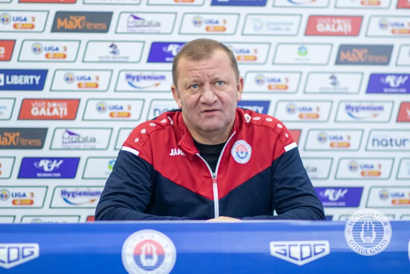 Dorinel Munteanu se va despărţi de 3-4 jucători