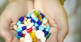 Crește plafonul veniturilor până la care pensionarii pot beneficia de medicamente compensate