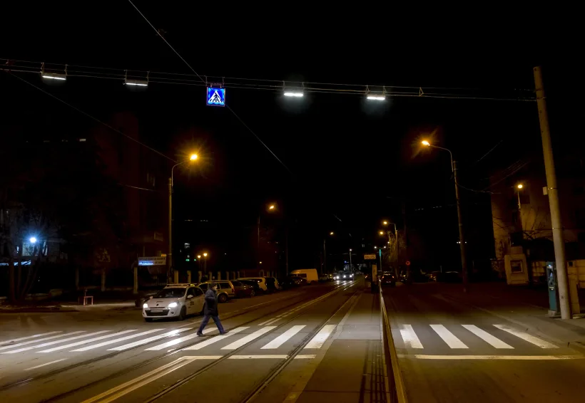 Încă 10 treceri pentru pietoni iluminate, puse în funcțiune în Galați