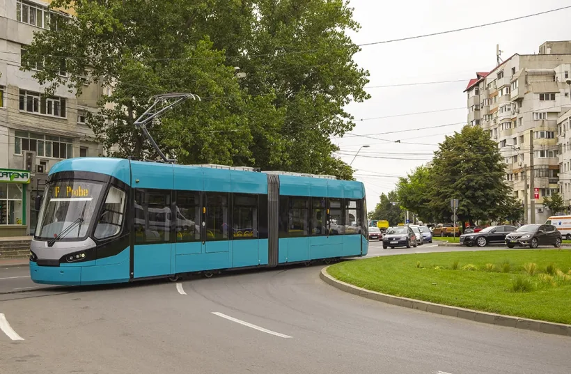 Revin tramvaiele pe traseul 44 în Galați, dispar două trasee de autobuz