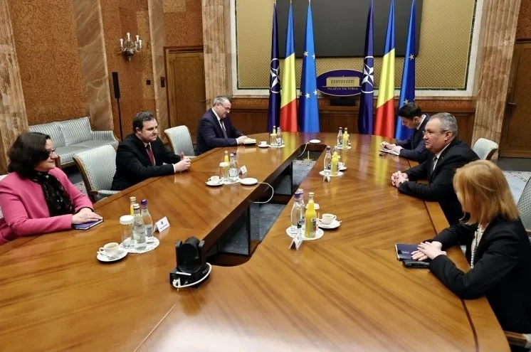 Premierul Ciucă, întâlnire cu ambasadorii Cehiei și Slovaciei. Principalele subiecte discutate