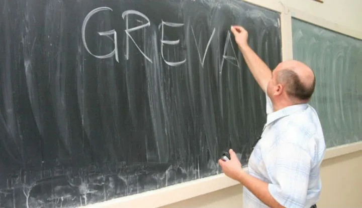 Grevă generală în învățământ, de luni