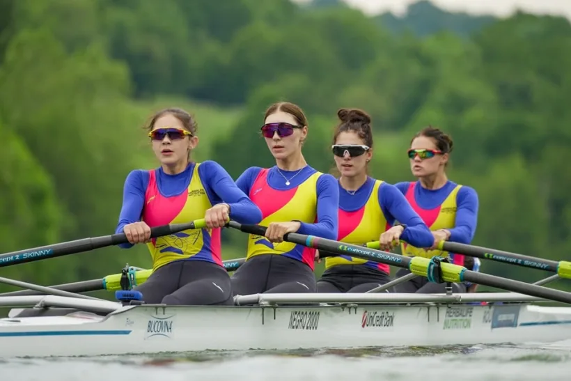 Două medalii de aur şi trei de argint pentru tricolori la Europenele Under 19 de canotaj