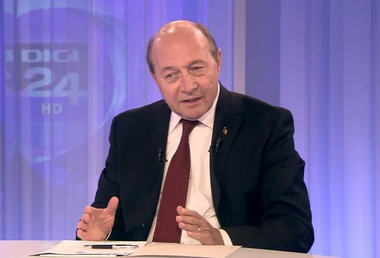 Băsescu: "Lucrurile scapă de sub control! Soluția este reintroducerea stării de urgență"'