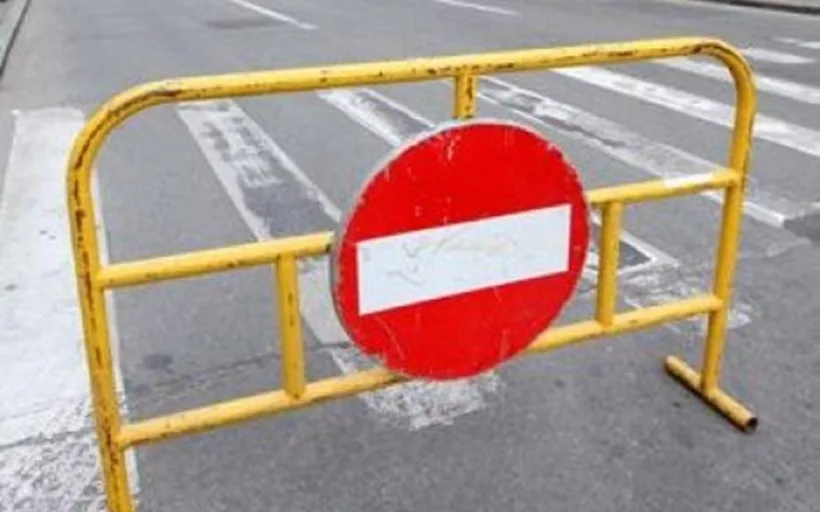 Mai multe străzi din Galați vor fi închise în weekend. Se schimbă și traseele autobuzelor