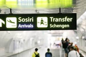 Ministrul Economiei: Aderarea României la Schengen înseamnă o creştere a numărului de turişti